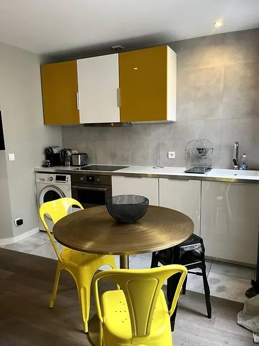 Apartment 4 Personnes - St Lazar Sur Cour